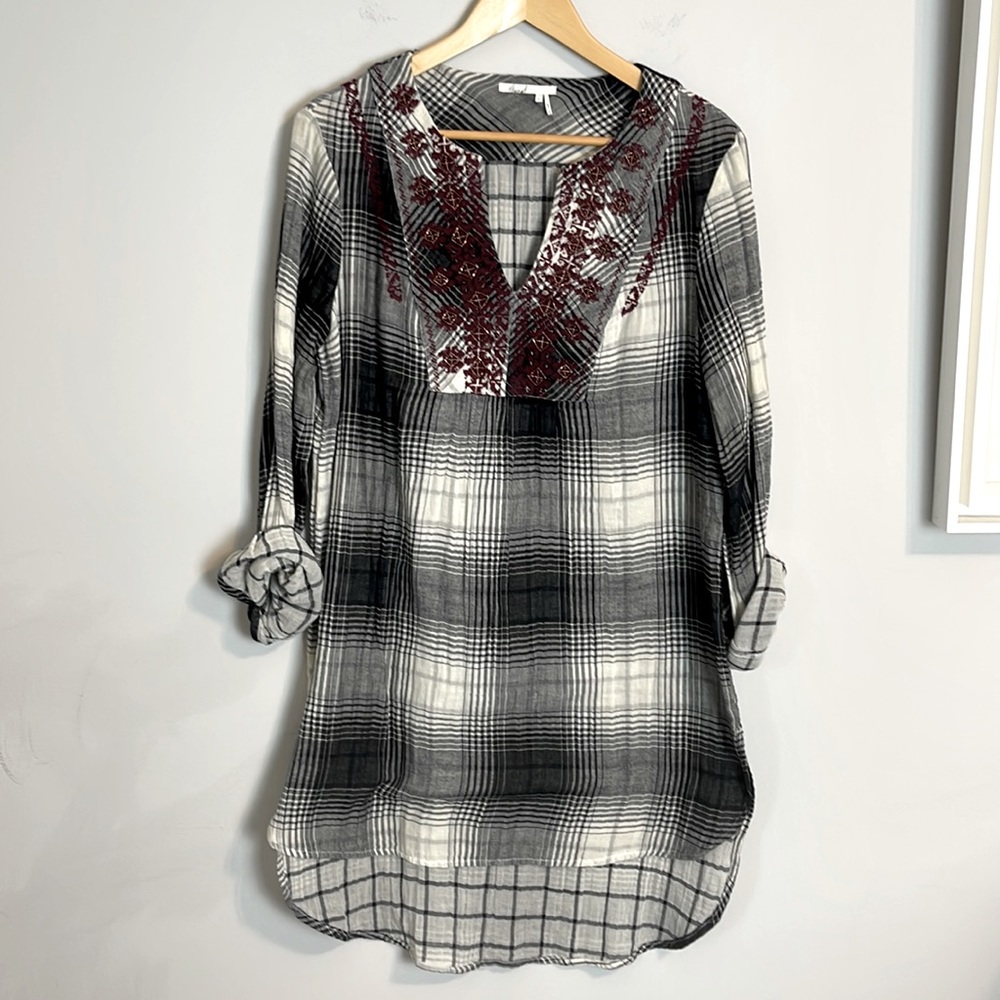 Anthropologie Black and White Plaid Tunic with Burgundy Embroidery